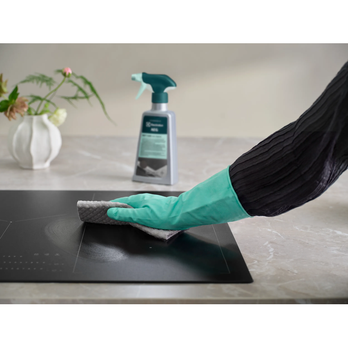 Dedicated cleaning and care for hobs.